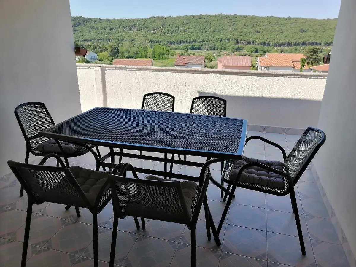Apartment Karlić Kampor