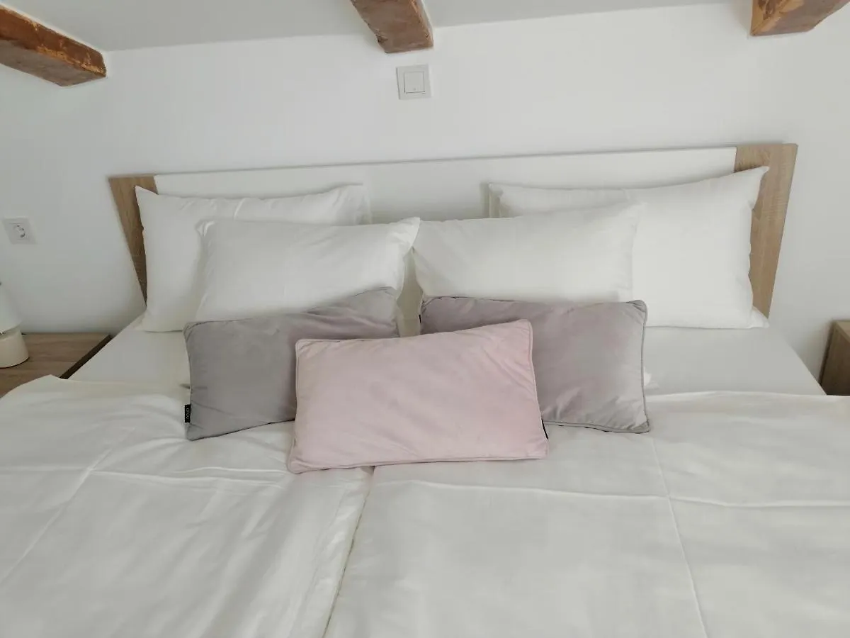 Apartment Karlić Kampor