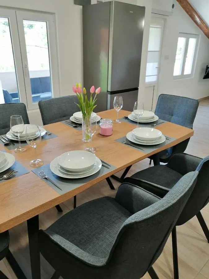 Apartment Karlić Kampor